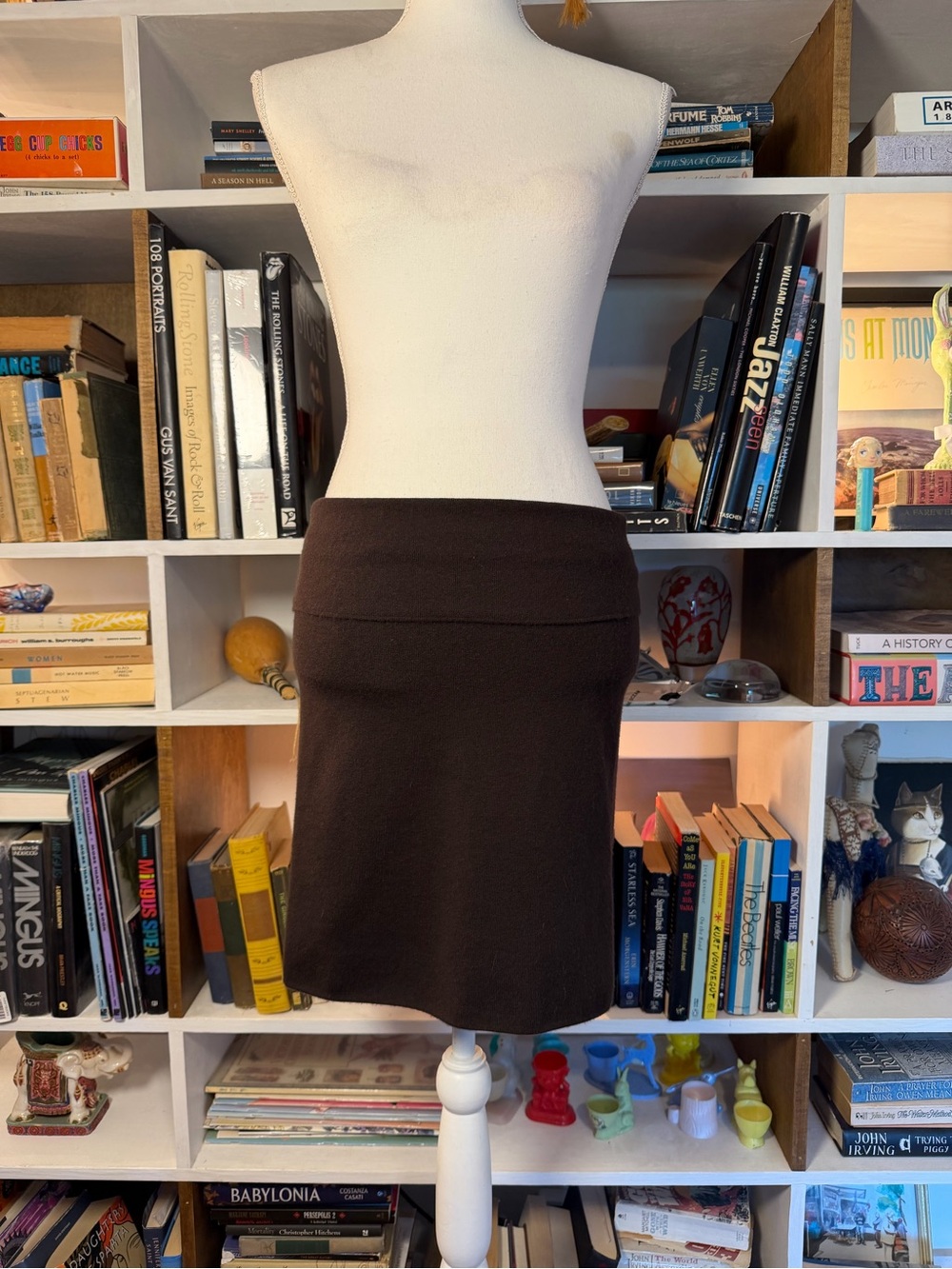 Donna Karan 2010 Cashmere Classic Brown Knit Pencil Skirt - Women